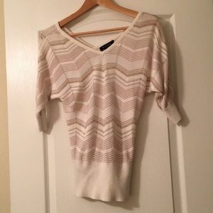 White House Black Market 3/4 Sleeve Top